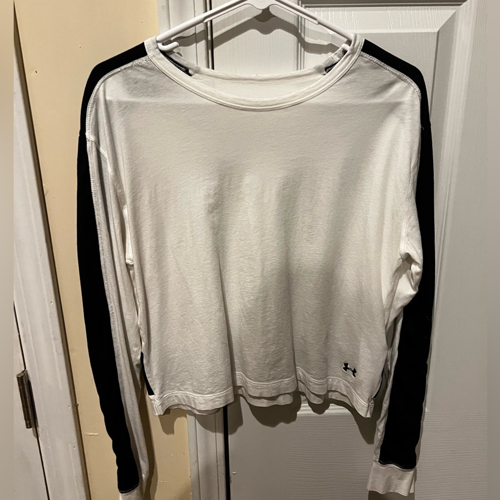 Women under armour shirt